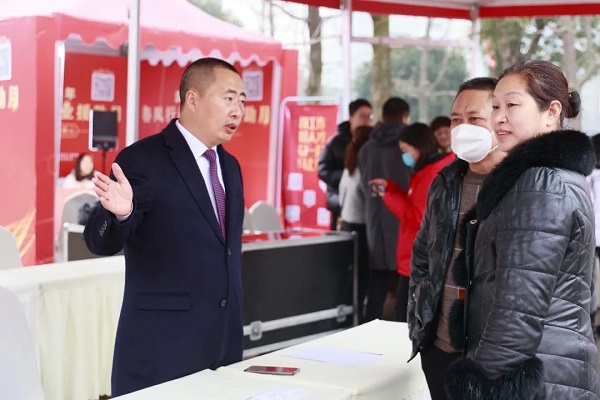 人氣火爆!節(jié)后武侯區(qū)首場大型現(xiàn)場招聘活動圓滿舉辦! 第6張 人氣火爆!節(jié)后武侯區(qū)首場大型現(xiàn)場招聘活動圓滿舉辦! 第6張