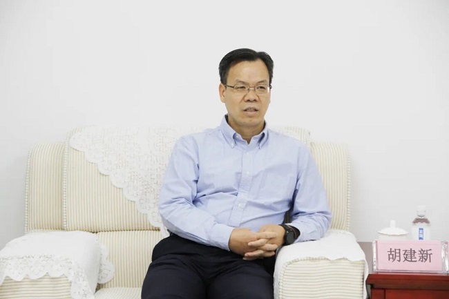 湖南省委統戰部副部長、省工商聯黨組書記胡建新一行蒞臨瑞方人力考察指導 第2張